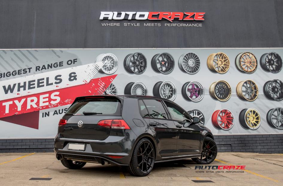 VOLKSWAGEN GOLF KPS MATTE BLACK